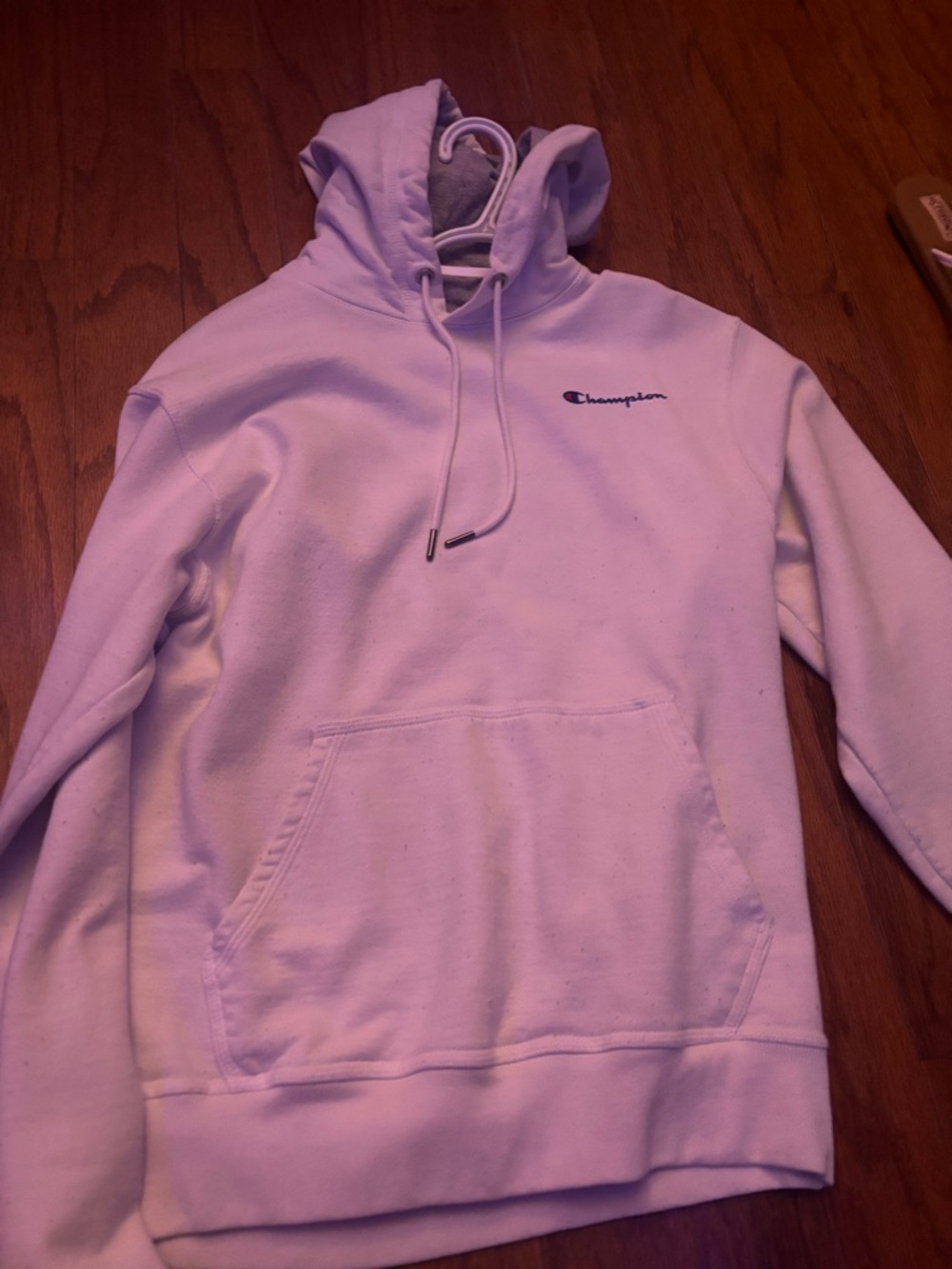 Champion Small Logo Pullover Hoodie in white